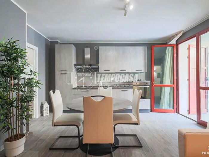 Appartamento quadrilocale in vendita in Via Attilio Orioli, Ravenna