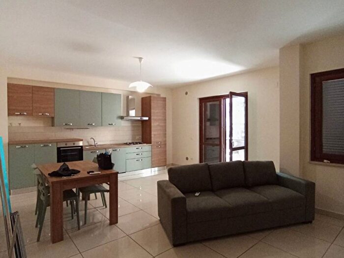 Appartamento trilocale in affitto in Via SantAntonio, Falciano, Caserta