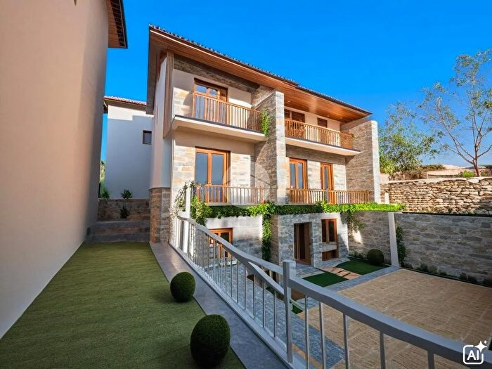 Casa quadrilocale in vendita in Frazione Polpresa, Viu