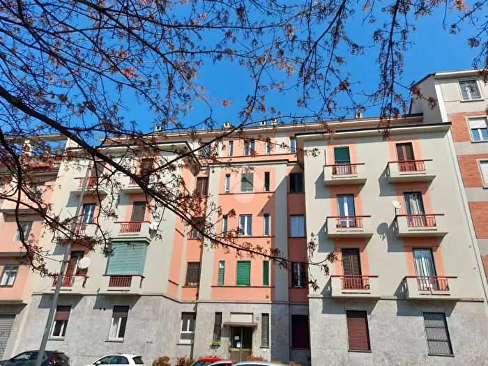 Appartamento bilocale in affitto in Via Populonia, Milano