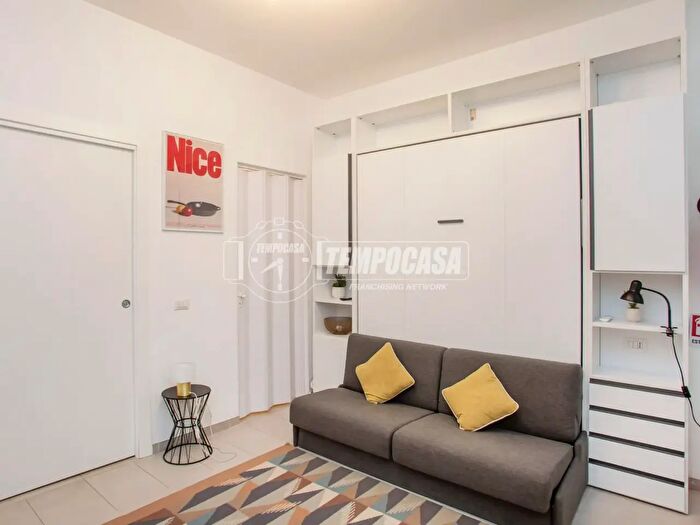 Appartamento monolocale in vendita in Via Ugo Bassi, Milano