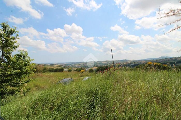Casa con 20 locali in vendita in San Marino