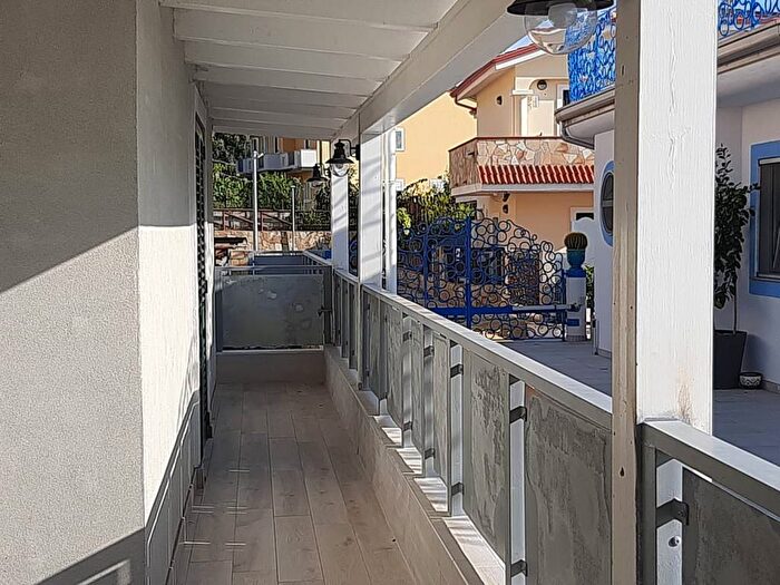 Casa trilocale in affitto in Belvedere Marittimo