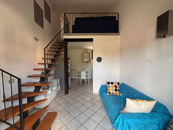 Casa trilocale in affitto in Via del Borghetto, San Frediano Sud San Lorenzo a Pagnatico, Cascina