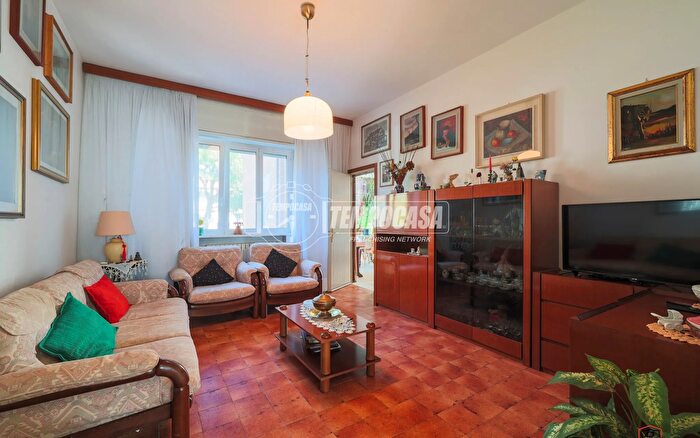 Appartamento quadrilocale in vendita in Largo Gomberto Bordoni, Rimini