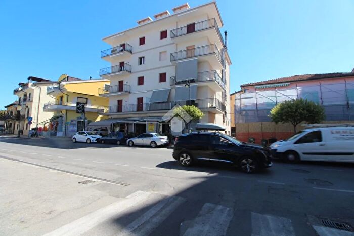 Appartamento quadrilocale in vendita in Via P Voso, Agropoli