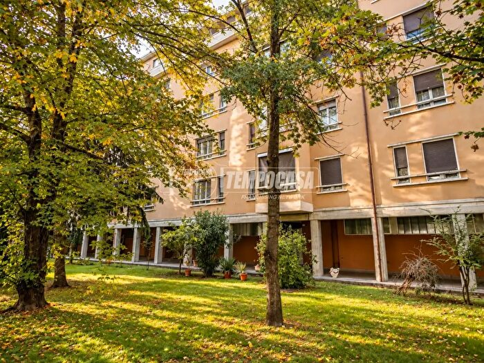 Appartamento trilocale in vendita in Via Dardano Fenulli, Reggio nell'Emilia