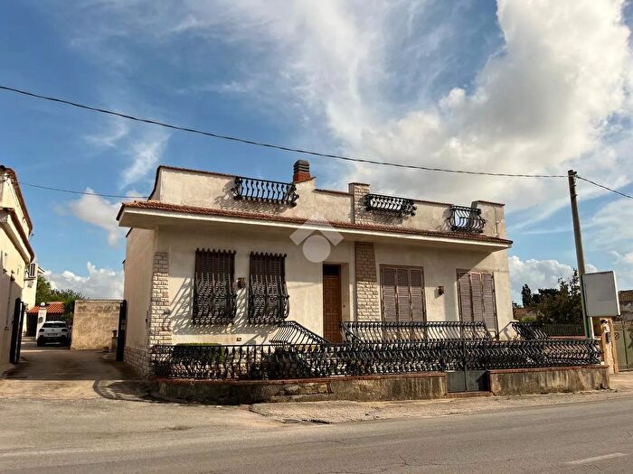 Casa quadrilocale in vendita in Contrada San Giuseppe Tafalia, Marsala
