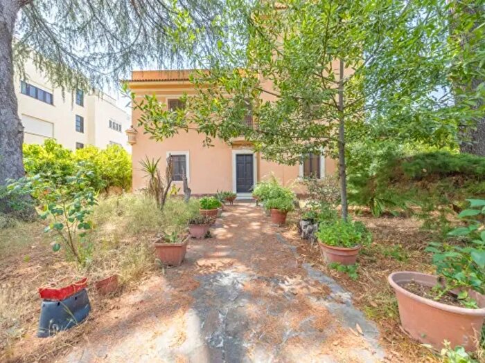 Casa con 5 locali in vendita in Via di Tor Cervara, Roma