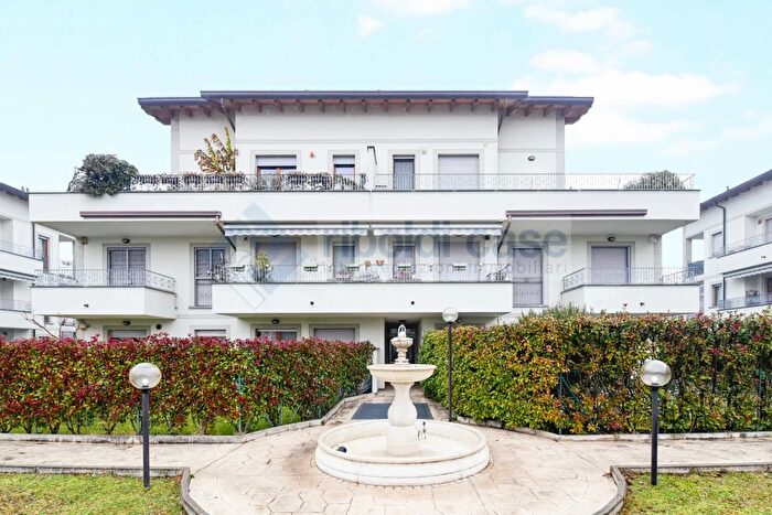 Appartamento quadrilocale in vendita in Seregno