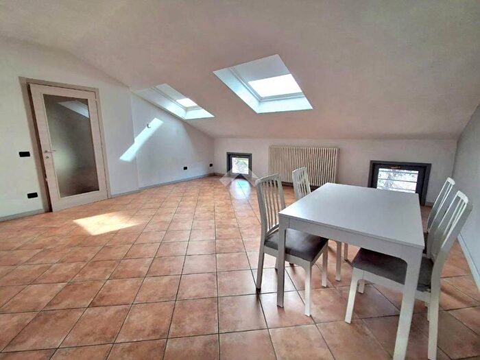 Appartamento quadrilocale in affitto in Strada della Cisa, Lentigione Sorbolo A Mane, Brescello