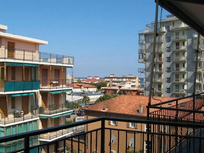 Appartamento in affitto in Via Parioli, Borghetto Santo Spirito