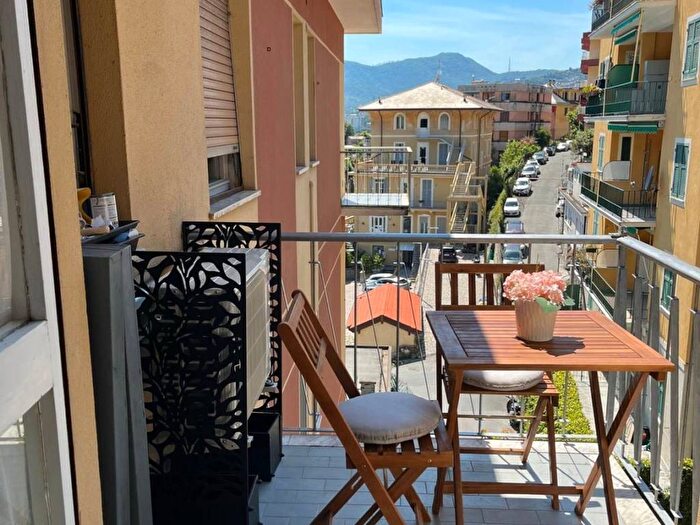 Appartamento monolocale in affitto in Via Val di Sole, Parco Casale Castello dei Sogni, Rapallo