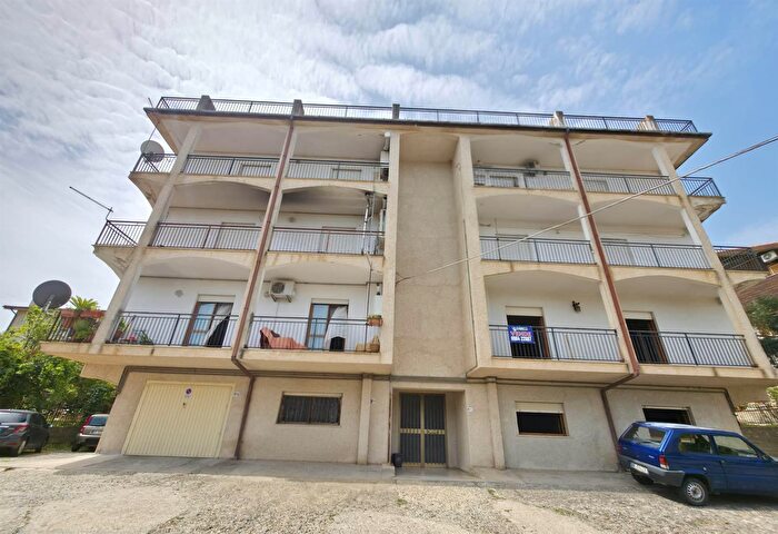 Appartamento con 5 locali in vendita in Cerisano