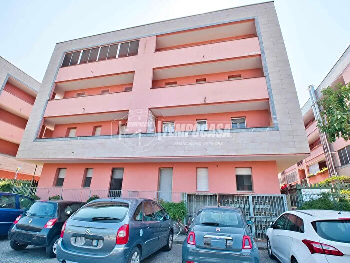 Appartamento trilocale in vendita in Trecate