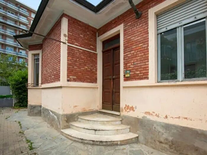 Casa con 5 locali in vendita in Via Pietro Cossa, Torino