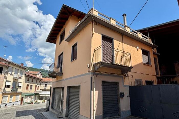 Casa in vendita in Via Marconi Bollengo To, Bollengo