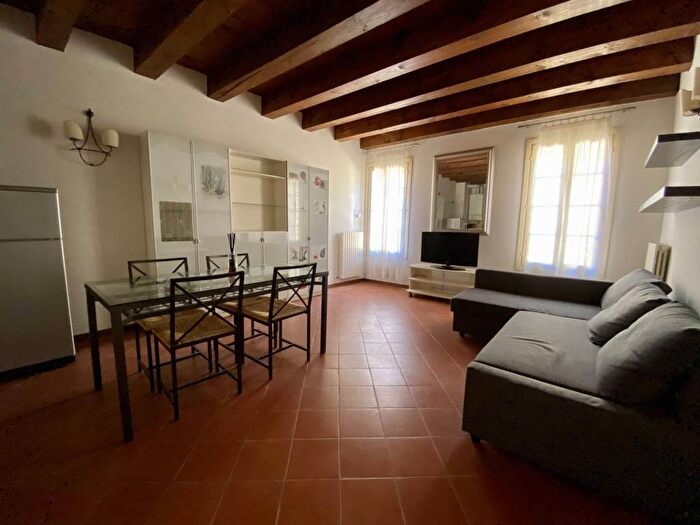 Appartamento bilocale in affitto in Borgo del Ghetto, Cento Paese, Cento