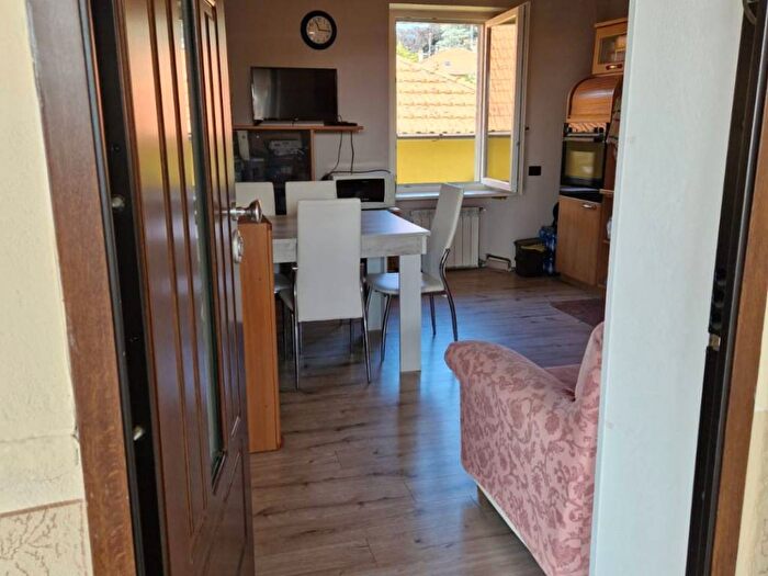 Appartamento bilocale in affitto in Via Luigi Leopoldo Gasparotto, Centro, Cantello