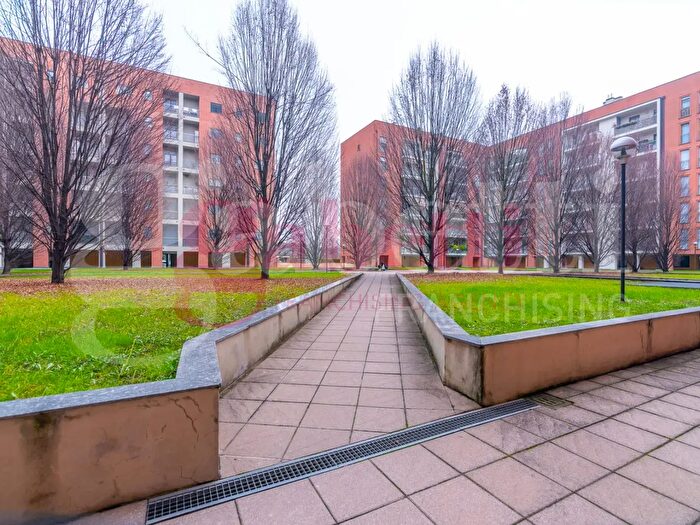 Appartamento quadrilocale in vendita in Via Donna Prassede, Milano