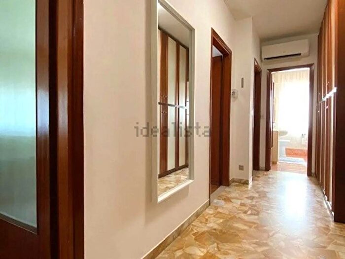 Appartamento quadrilocale in affitto in Via Fratelli Bandiera, Madonna Pellegrina, Padova