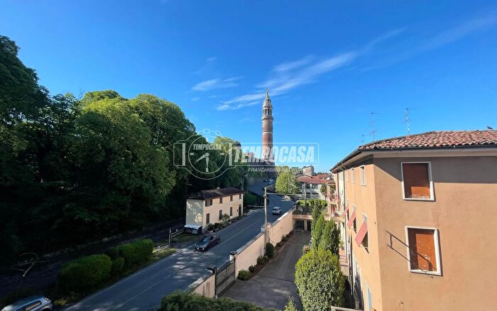 Appartamento trilocale in vendita in Palazzolo SullOglio