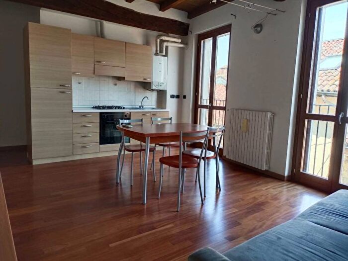 Appartamento bilocale in affitto in Via Strepponi, Centro Storico, Lodi