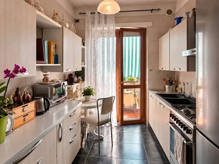 Appartamento con 5 locali in vendita in Via Aldo Moro, Asti