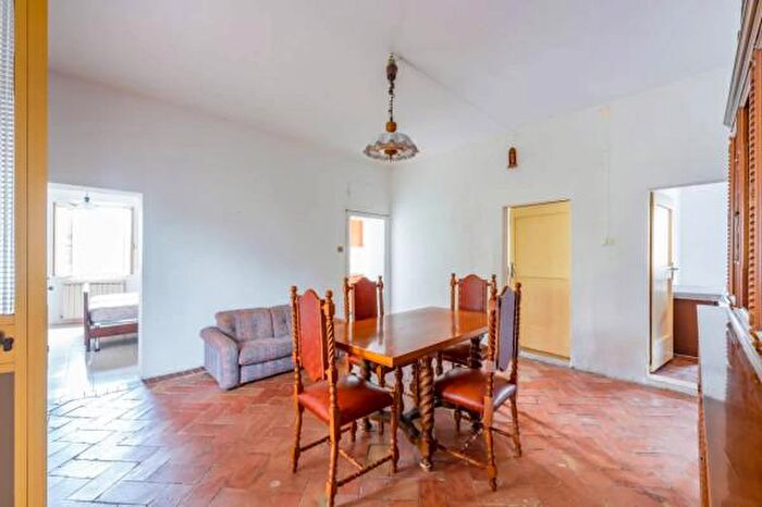 Casa con 6 locali in vendita in Frazione Collamato Via Campo al Fosso, Fabriano