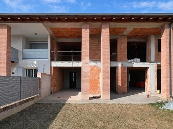 Casa quadrilocale in vendita in Via Spangaro, Scorze