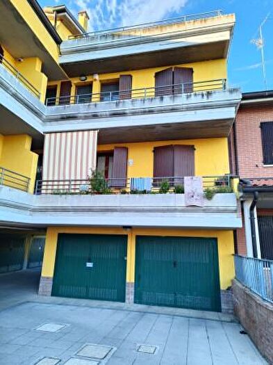 Appartamento con 5 locali in vendita in Largo Papa Giovanni XXIII, Conselice