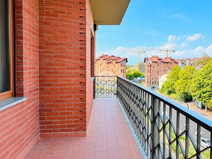 Appartamento con 5 locali in vendita in Piazza Stampalia, Torino