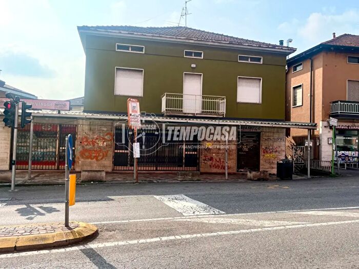 Appartamento in vendita in Via Crocette, Curno