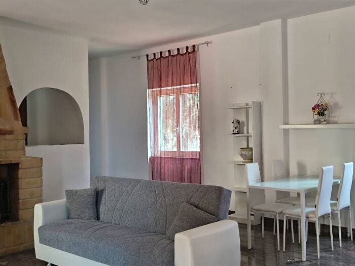 Appartamento bilocale in affitto in Via Acquappesa, Trigoria, Roma