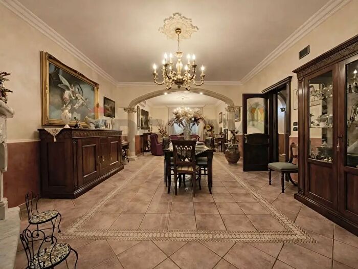 Casa con 5 locali in vendita in Via Oronzo Reale Snc, Surbo