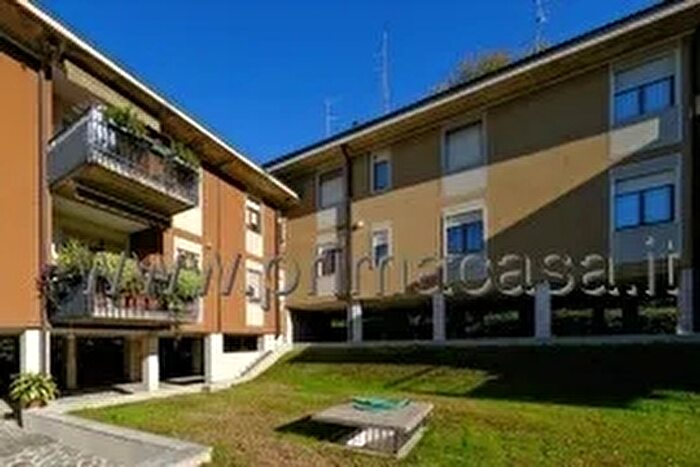 Appartamento con 5 locali in vendita in Via Carso, Verona