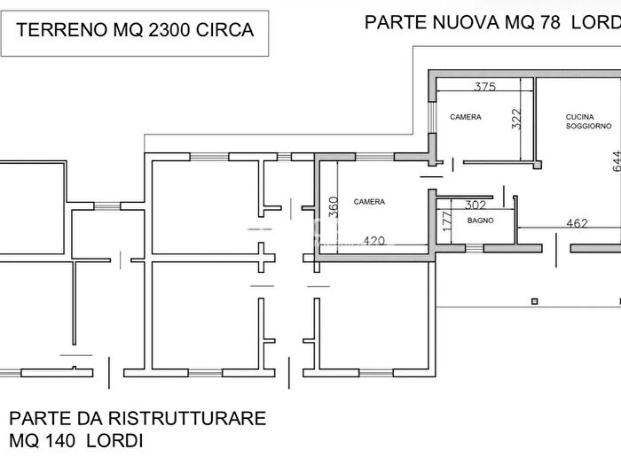 Casa con 8 locali in vendita in Carrara