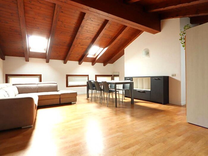 Casa quadrilocale in affitto in Contra Do Rode, Centro Storico, Vicenza