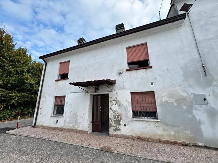 Appartamento trilocale in vendita in Concordia Sulla Secchia