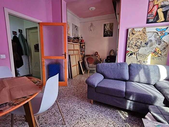 Appartamento quadrilocale in vendita in Via Bonascola, Carrara