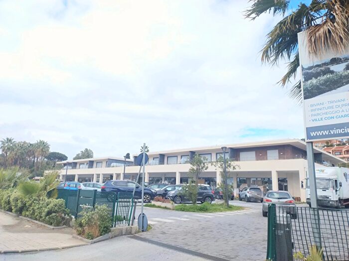 Appartamento trilocale in vendita in Messina