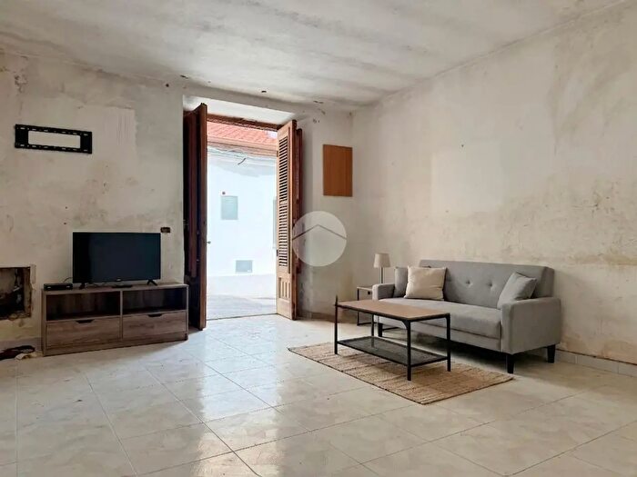 Casa con 5 locali in vendita in Via Girolamo Caruso, Alcamo