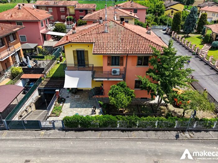 Casa quadrilocale in vendita in Via Moro a, Casalmaiocco