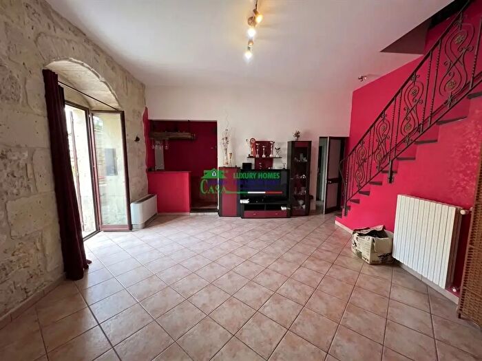 Casa con 7 locali in vendita in Via Fratelli Belleo, Ragusa