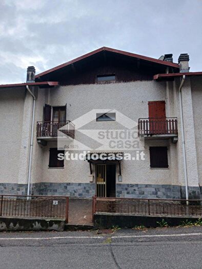 Appartamento trilocale in vendita in Cardinal Felice Cavagnis, Cornalba