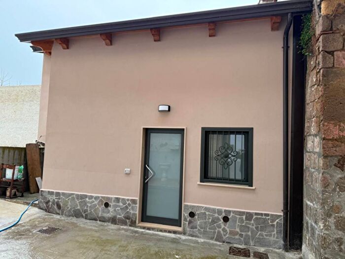 Appartamento bilocale in affitto in Via Luigi Castiello, Casagiove