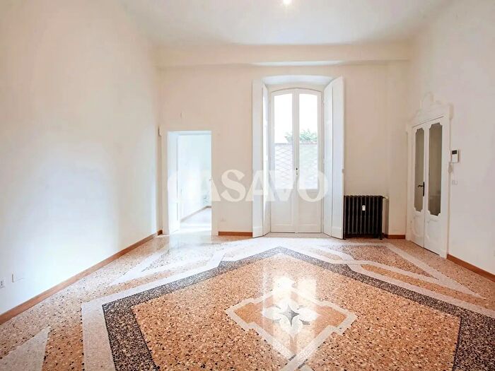 Appartamento trilocale in vendita in Milano