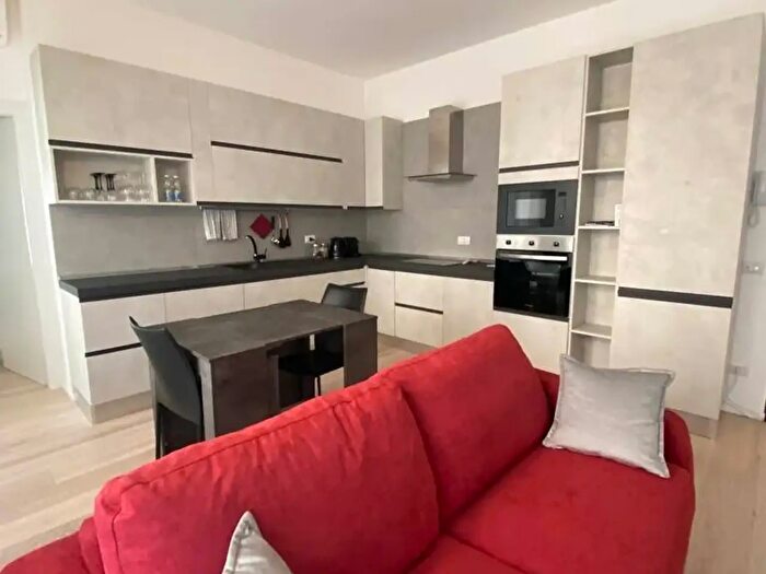 Appartamento bilocale in affitto in Via Archimede, Milano