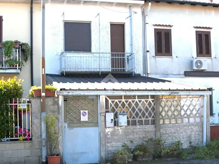Appartamento trilocale in vendita in Via Cascina Muschiona, Origgio