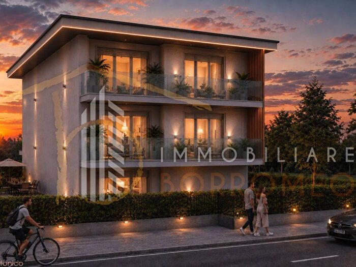 Appartamento trilocale in vendita in Via Luigi Cadorna, BovisioMasciago
